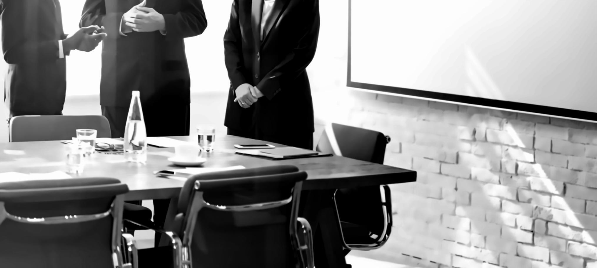 Clean financial reports with clear visualizations